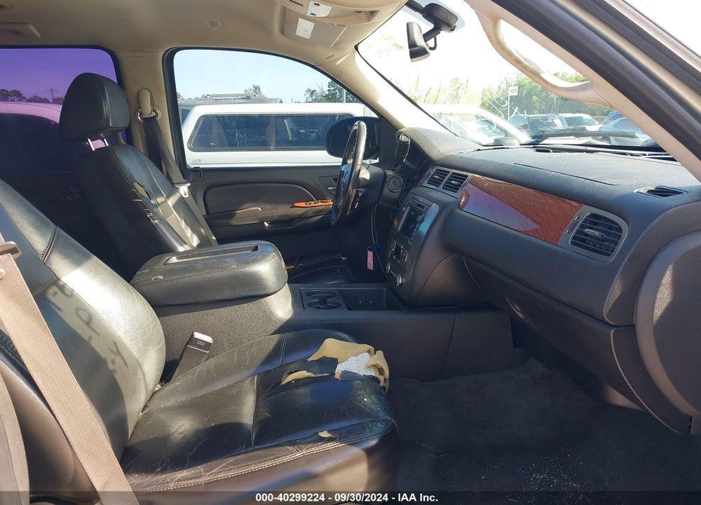 2007 GMC YUKON SLT VIN: 1GKFC13J27R379430
