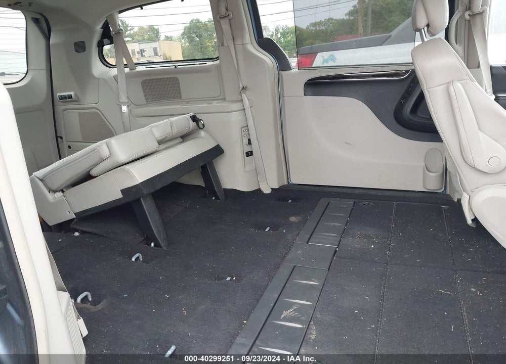 2012 CHRYSLER TOWN & COUNTRY LIMITED VIN: 2C4RC1GG9CR174697