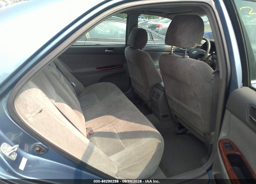 2003 TOYOTA CAMRY XLE VIN: 4T1BF30KX3U542984