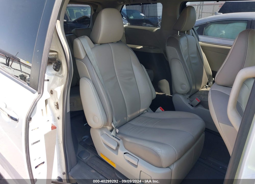2012 TOYOTA SIENNA LIMITED V6 7 PASSENGER VIN: 5TDYK3DC4CS248773