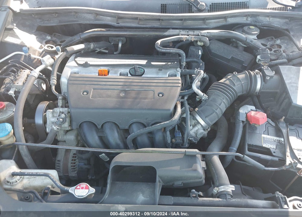 2009 HONDA ACCORD 2.4 LX-S VIN: 1HGCS12369A019049