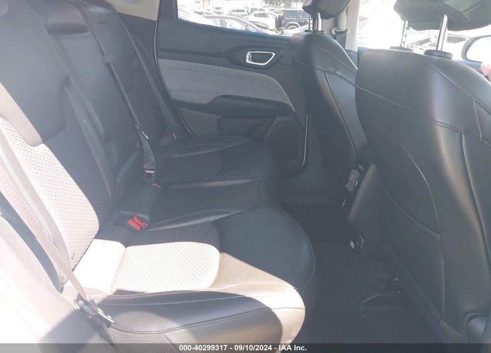 2022 JEEP COMPASS LATITUDE FWD VIN: 3C4NJCBB7NT138003