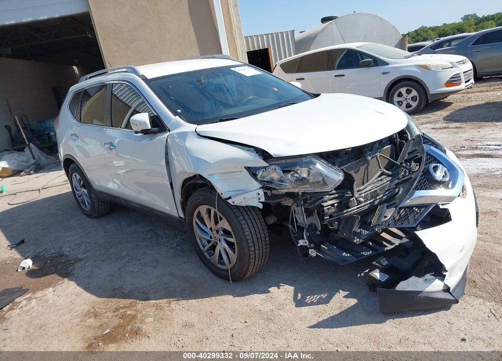 2015 NISSAN ROGUE SL VIN: 5N1AT2MT5FC820055