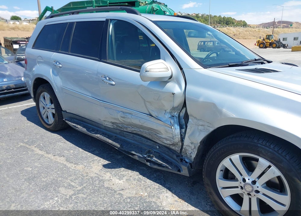 2009 MERCEDES-BENZ GL 450 4MATIC VIN: 4JGBF71E19A480398