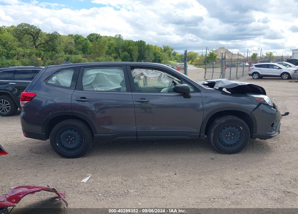 2022 SUBARU FORESTER VIN: JF2SKAAC1NH449537