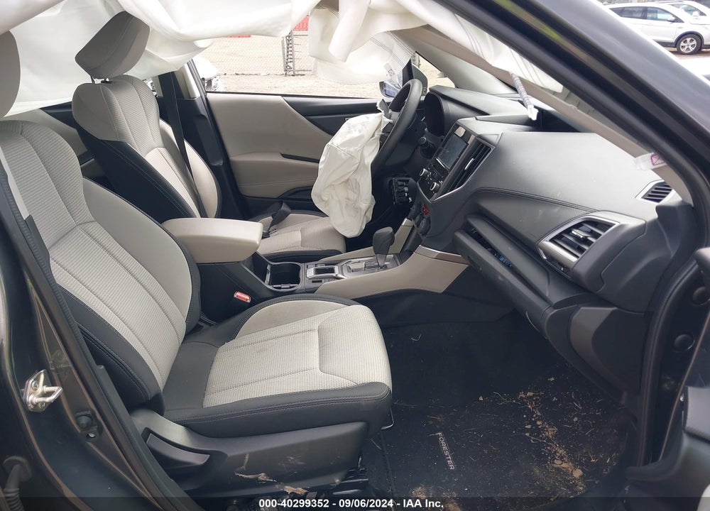 2022 SUBARU FORESTER VIN: JF2SKAAC1NH449537