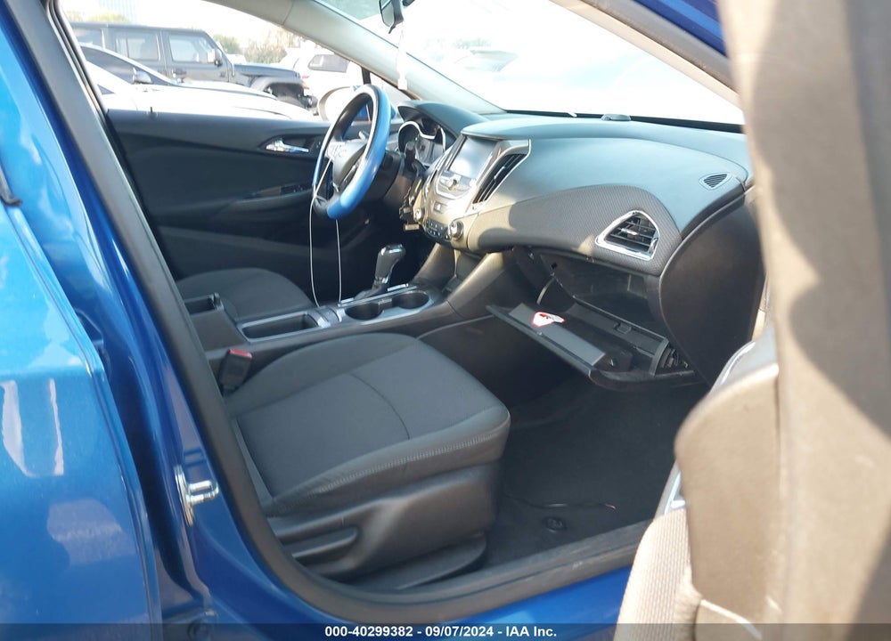 2016 CHEVROLET CRUZE VIN: 1G1BE5SM8G7308857