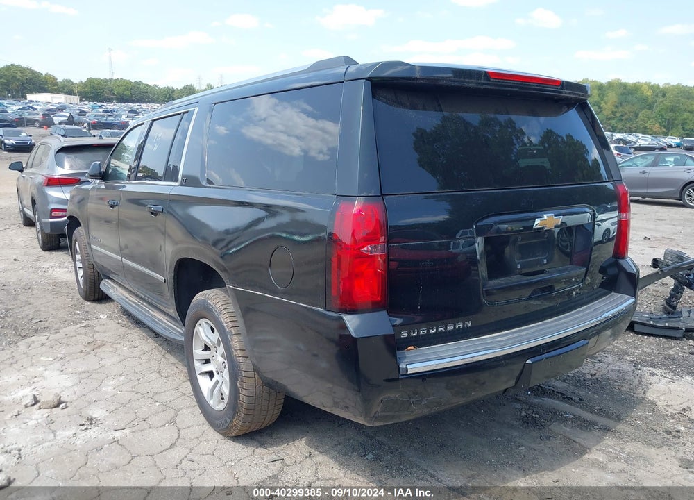 2018 CHEVROLET SUBURBAN LT VIN: 1GNSCHKC5JR371570