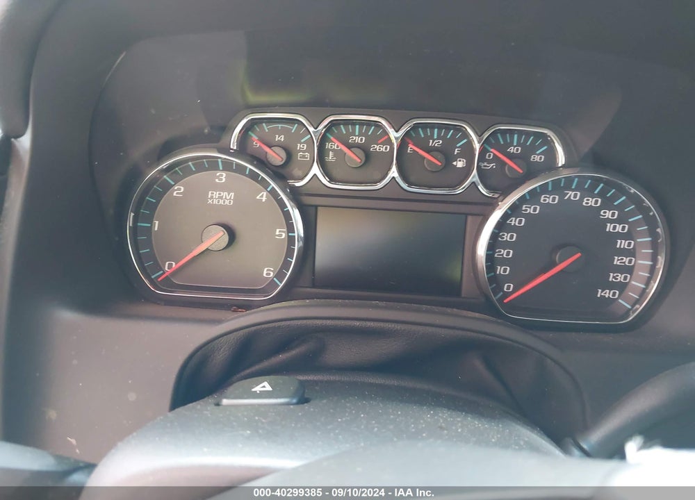 2018 CHEVROLET SUBURBAN LT VIN: 1GNSCHKC5JR371570