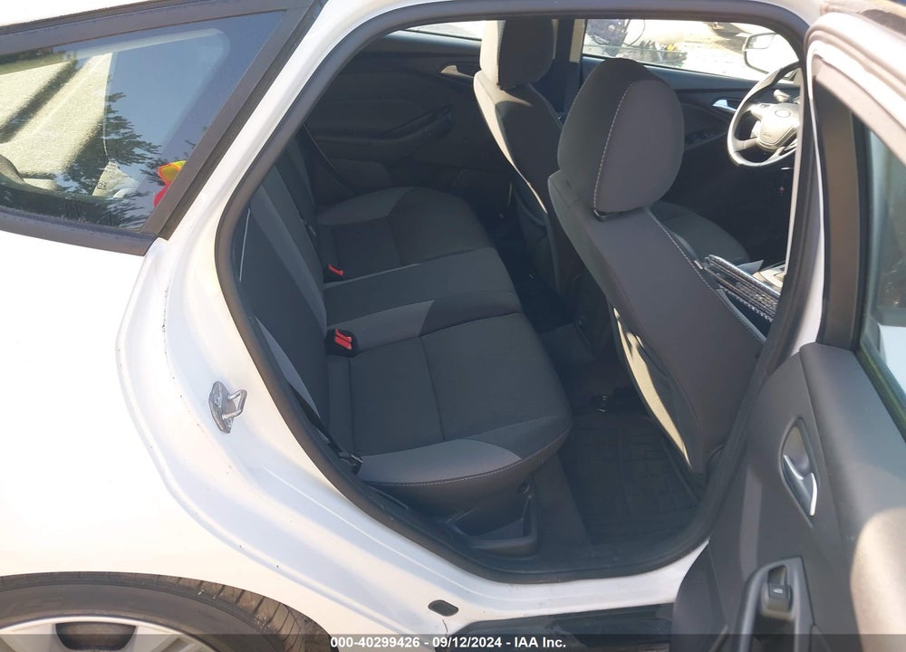 2013 FORD FOCUS SE VIN: 1FADP3K20DL378553