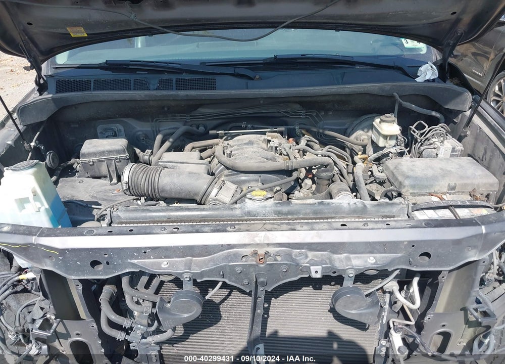 2011 TOYOTA TUNDRA LIMITED 5.7L V8 VIN: 5TFFY5F16BX102865