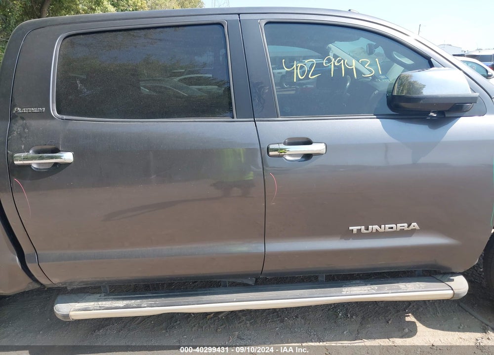 2011 TOYOTA TUNDRA LIMITED 5.7L V8 VIN: 5TFFY5F16BX102865