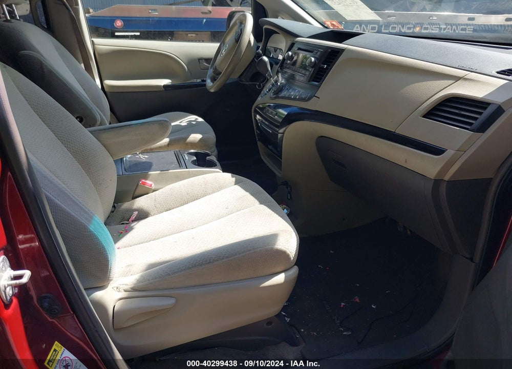 2013 TOYOTA SIENNA LE V6 8 PASSENGER VIN: 5TDKK3DC6DS320466