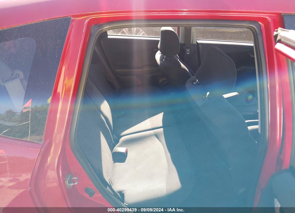 2009 HONDA FIT SPORT VIN: JHMGE88439S061798