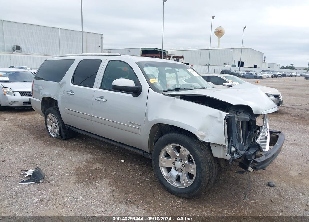 2010 GMC YUKON XL 1500 DENALI VIN: 1GKUKMEF7AR193362