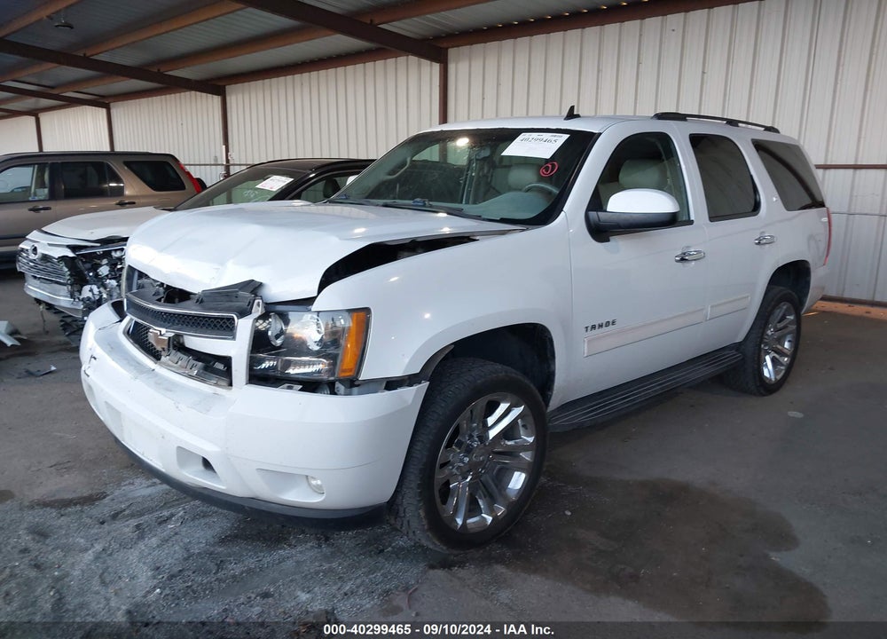 2011 CHEVROLET TAHOE LT VIN: 1GNSKBE05BR113083