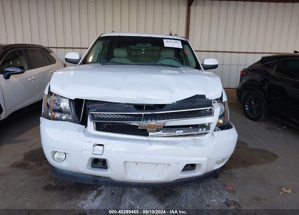 2011 CHEVROLET TAHOE LT VIN: 1GNSKBE05BR113083