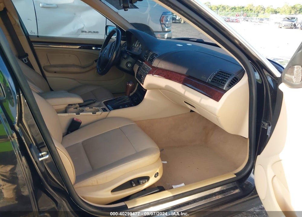 2004 BMW 330XI VIN: WBAEW53434PN34071