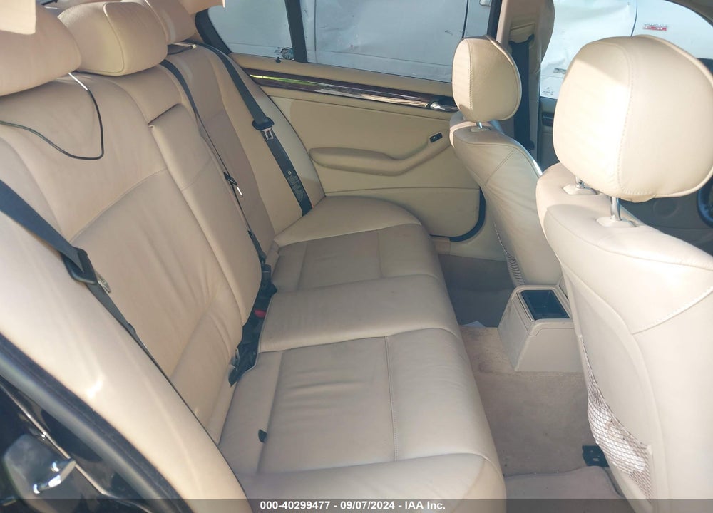 2004 BMW 330XI VIN: WBAEW53434PN34071