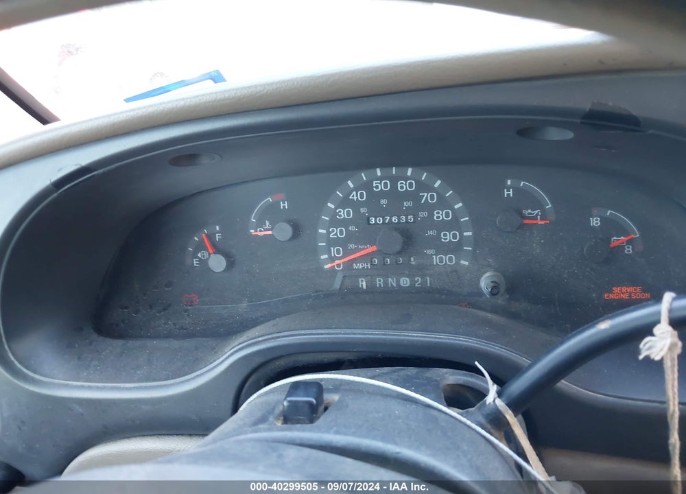 2003 FORD E-150 CHATEAU/XL/XLT VIN: 1FMRE11L03HA93207