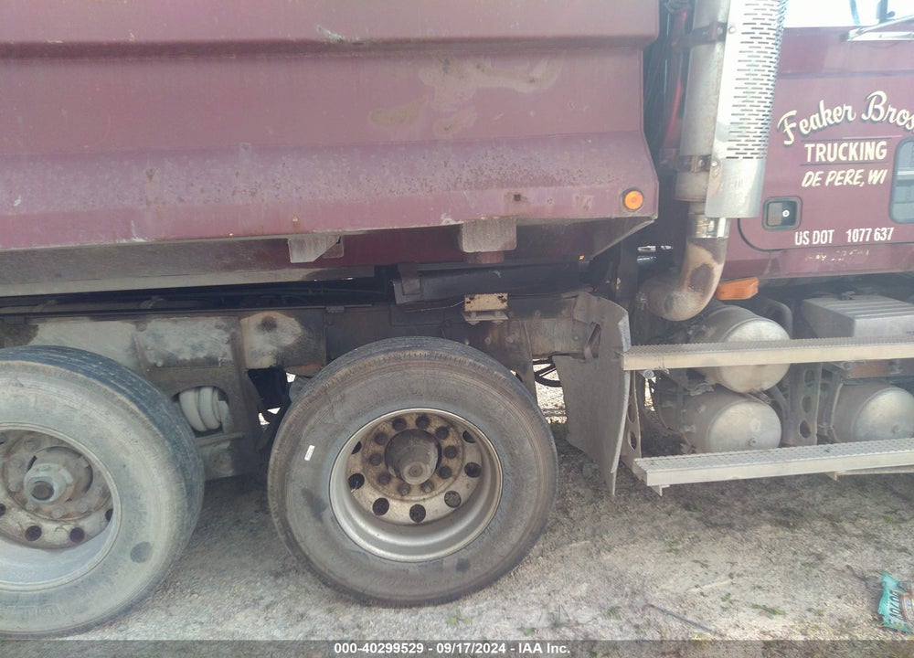 1996 MACK CL713 CL700 VIN: 1M2AD09C8TW003666