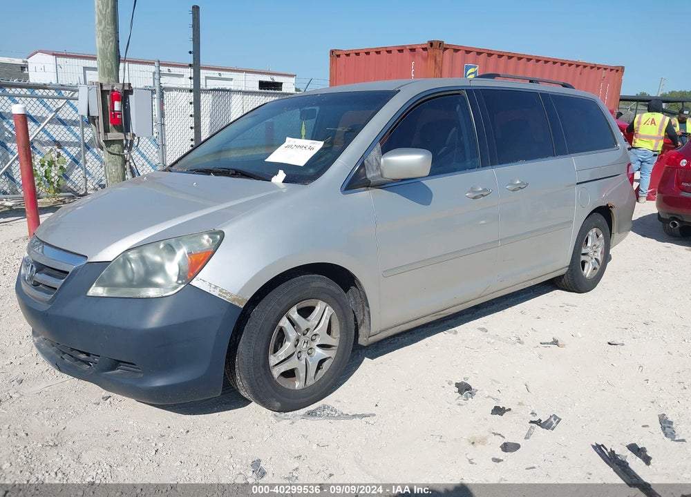 2005 HONDA ODYSSEY EX VIN: 5FNRL38475B062835