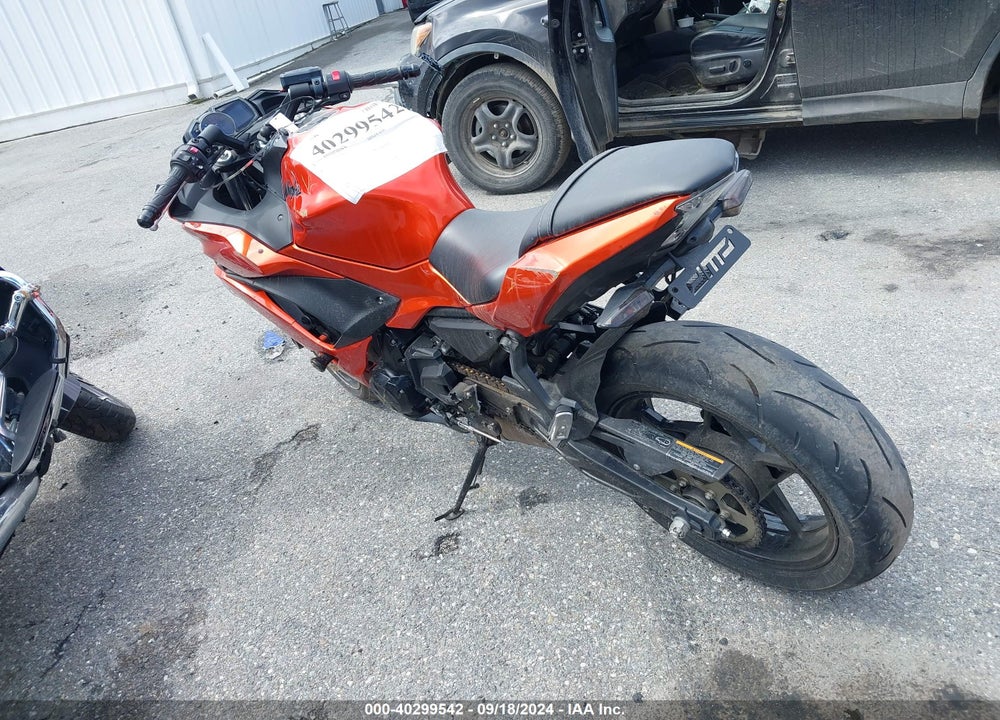 2017 KAWASAKI EX650 J VIN: JKAEXEJ10HDA00894
