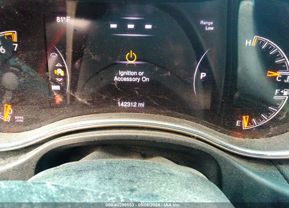 2015 JEEP GRAND CHEROKEE LAREDO VIN: 1C4RJEAG9FC184892