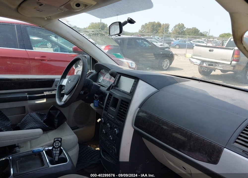2010 DODGE GRAND CARAVAN SXT VIN: 2D4RN5D16AR369318