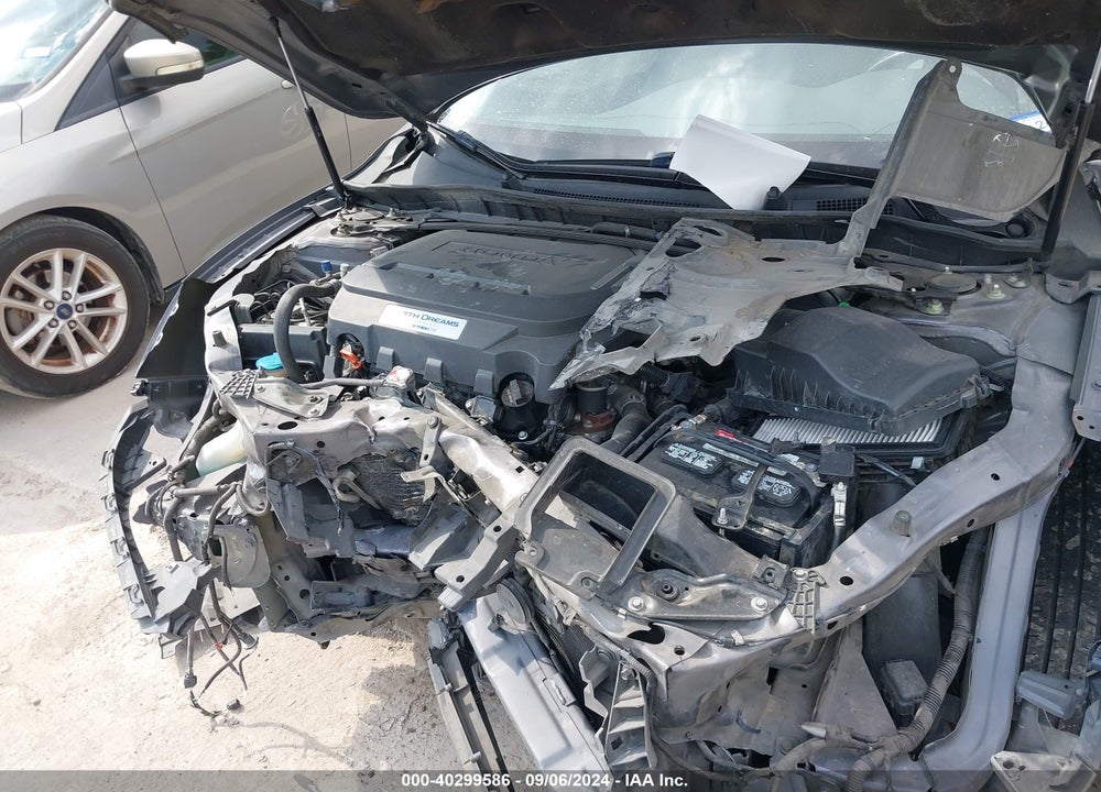 2016 HONDA ACCORD EX-L V-6 VIN: 1HGCR3F89GA007536