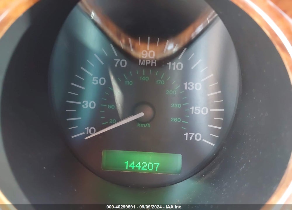 2001 JAGUAR XJR VIN: SAJDA15B21MF36140