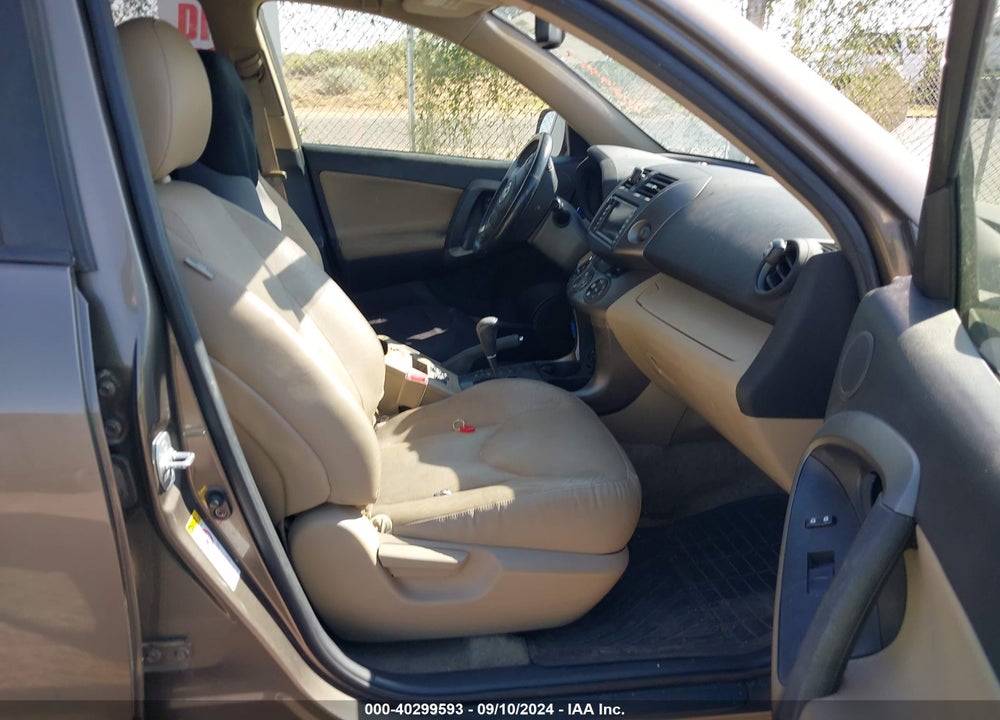 2010 TOYOTA RAV4 LIMITED V6 VIN: JTMDK4DV3AD010380