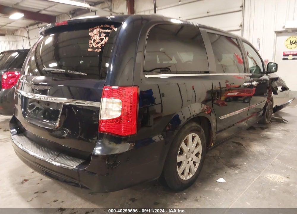 2011 CHRYSLER TOWN & COUNTRY TOURING-L VIN: 2A4RR8DGXBR714143