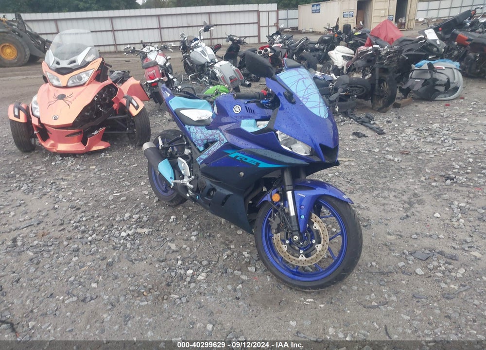 2024 YAMAHA YZFR3 A VIN: MH3RH18YXRK014085