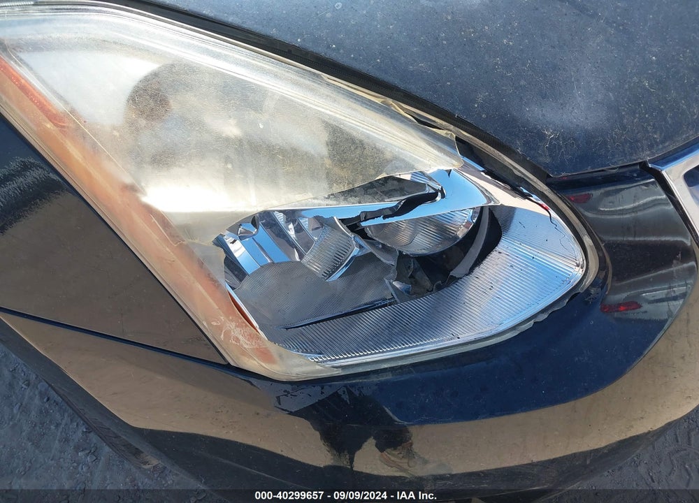 2013 NISSAN ROGUE S VIN: JN8AS5MT6DW553467