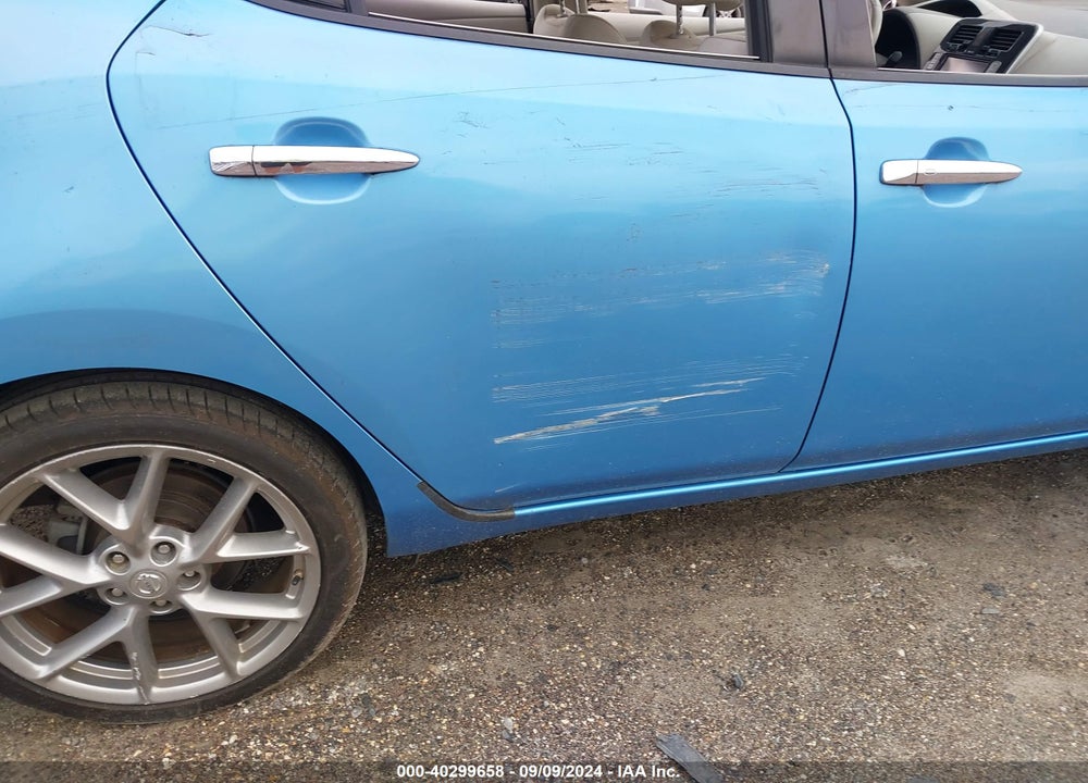 2012 NISSAN LEAF SL VIN: JN1AZ0CPXCT022337