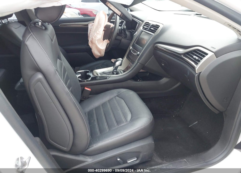2015 FORD FUSION SE VIN: 3FA6P0H93FR224208