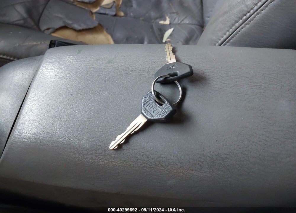 1998 DODGE DURANGO VIN: 1B4HS28Z7WF162156
