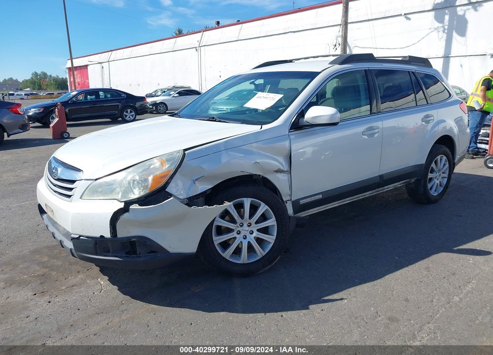 2010 SUBARU OUTBACK 2.5I PREMIUM VIN: 4S4BRBBC3A1321460