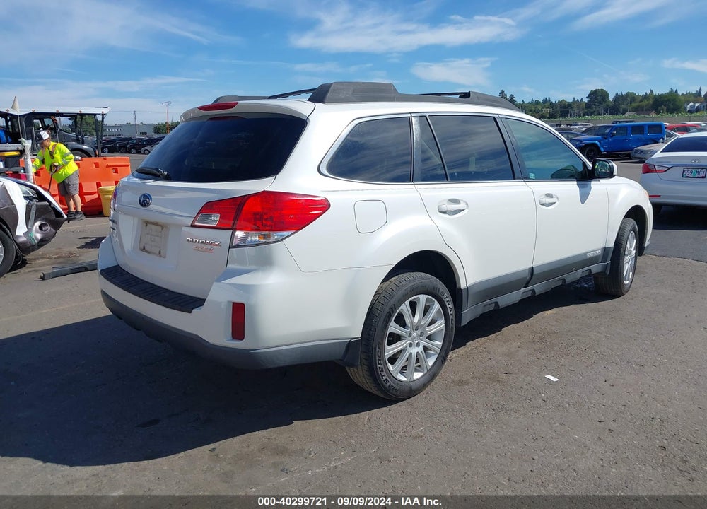 2010 SUBARU OUTBACK 2.5I PREMIUM VIN: 4S4BRBBC3A1321460