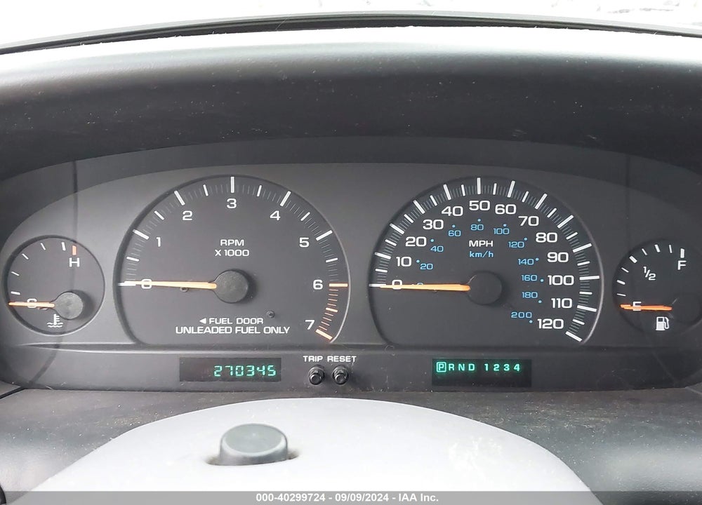2000 DODGE GRAND CARAVAN ES VIN: 1B4GP74L6YB710072