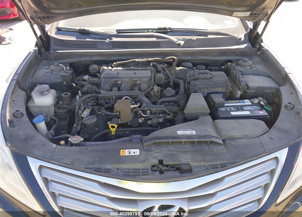 2012 HYUNDAI AZERA VIN: KMHFG4JG0CA128595