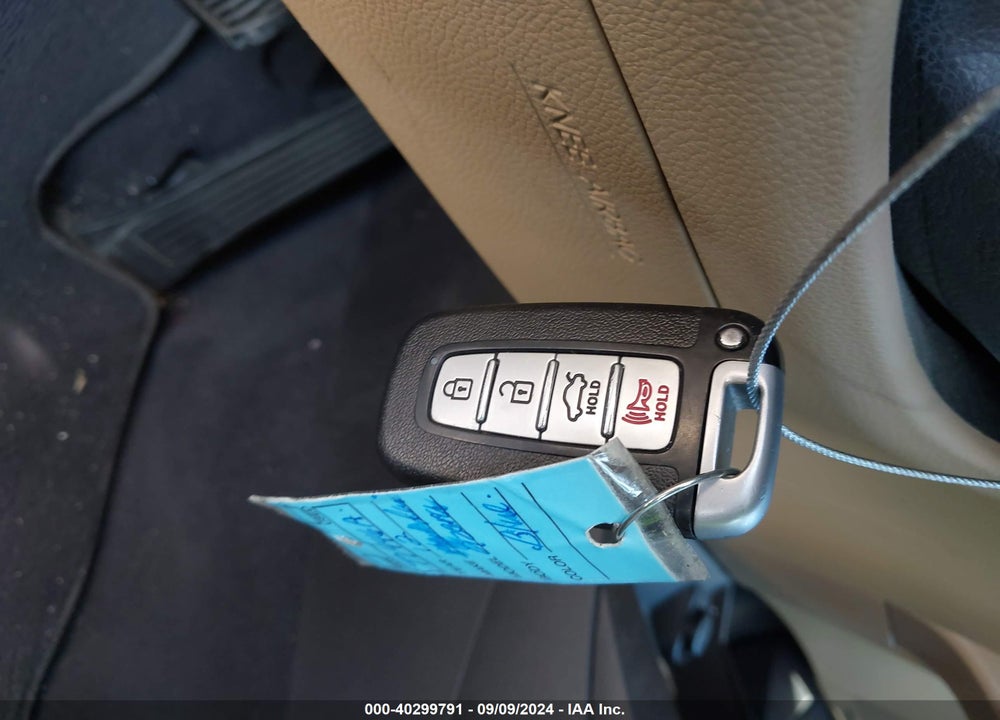 2012 HYUNDAI AZERA VIN: KMHFG4JG0CA128595