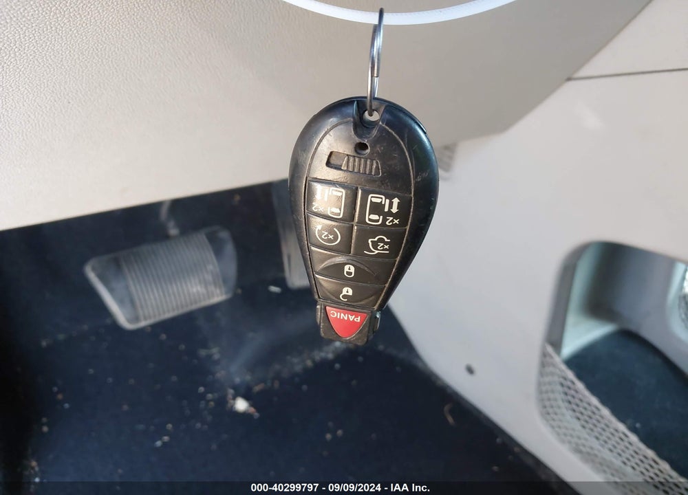2012 DODGE GRAND CARAVAN SXT VIN: 2C4RDGCG8CR212264