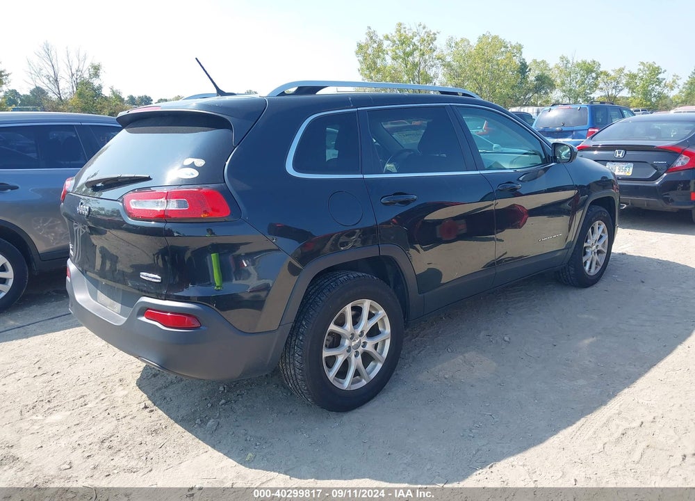 2015 JEEP CHEROKEE LATITUDE VIN: 1C4PJMCB8FW641600