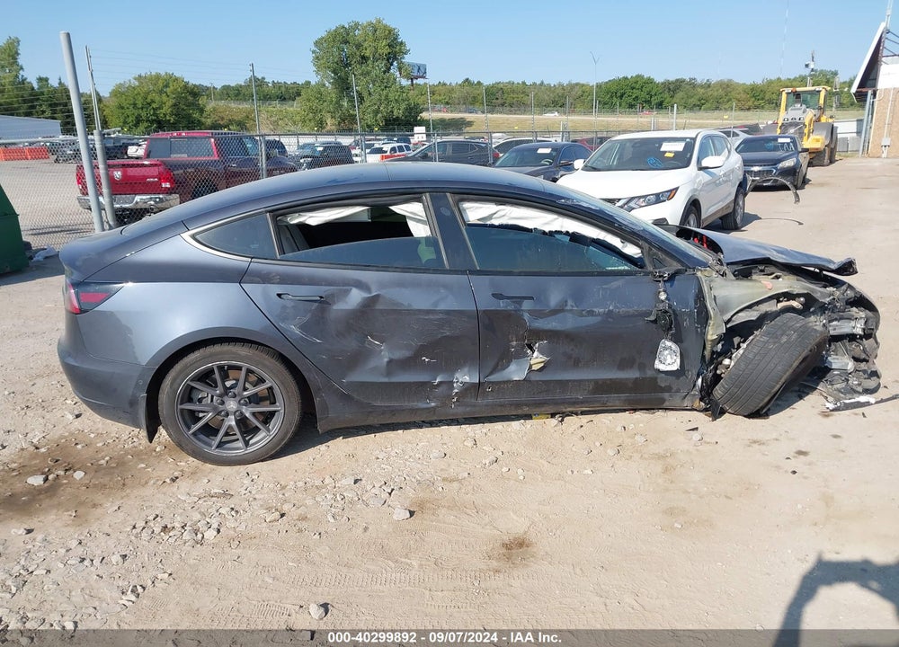 2021 TESLA MODEL 3 STANDARD RANGE PLUS REAR-WHEEL DRIVE VIN: 5YJ3E1EA3MF978246