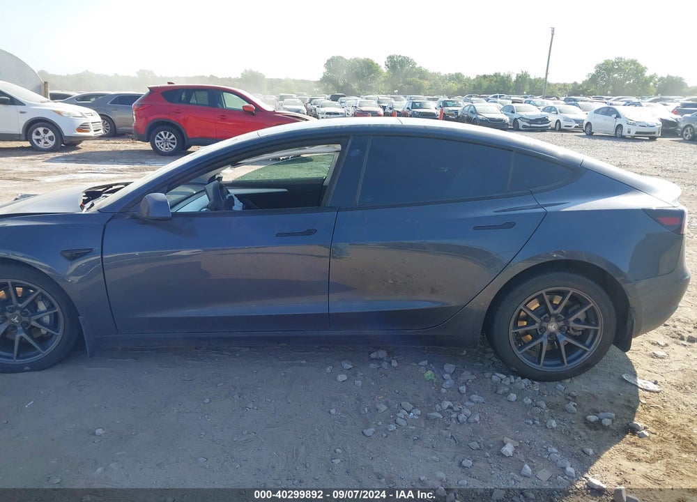 2021 TESLA MODEL 3 STANDARD RANGE PLUS REAR-WHEEL DRIVE VIN: 5YJ3E1EA3MF978246