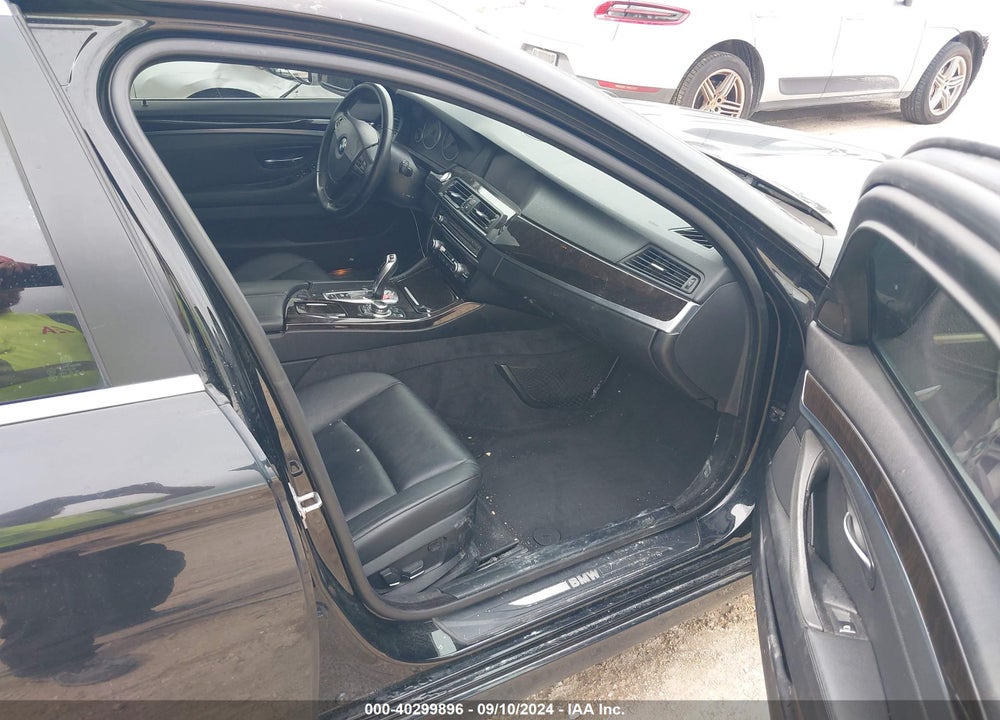 2011 BMW 528I VIN: WBAFR1C53BC750875
