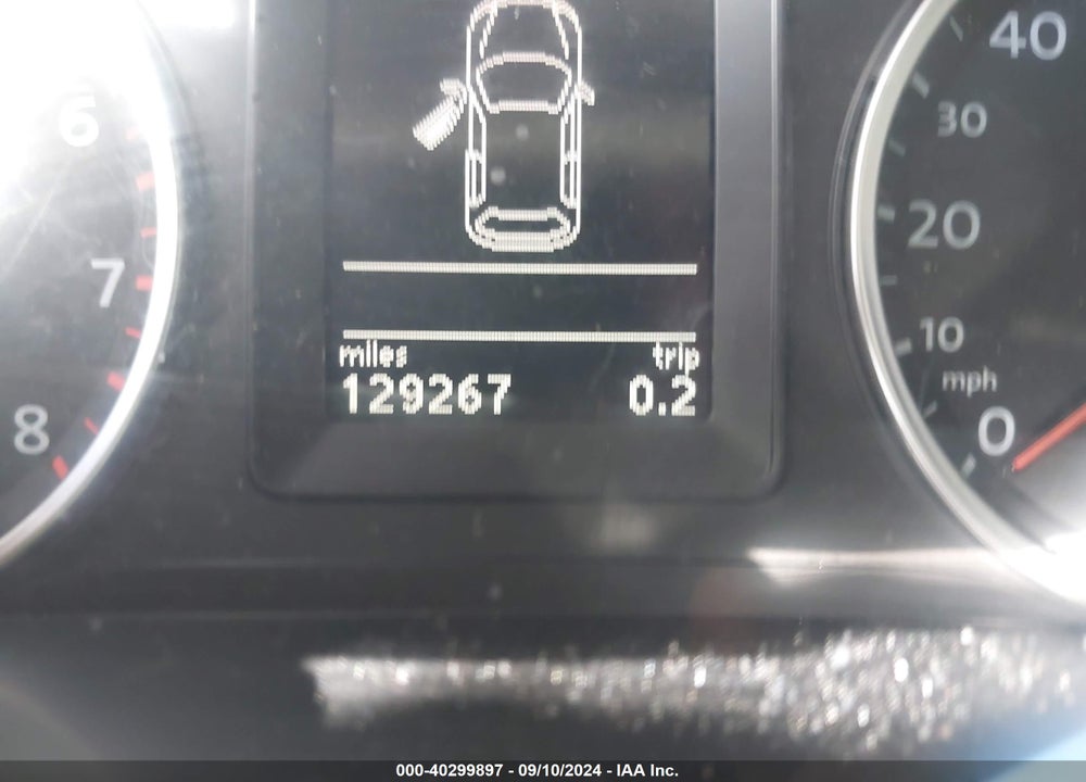 2010 VOLKSWAGEN TIGUAN VIN: WVGAV7AX7AW516327