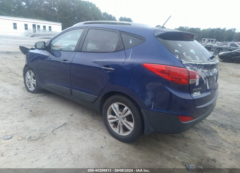 2011 HYUNDAI TUCSON GLS VIN: KM8JU3AC7BU201470